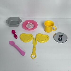 mixed lot play pretend kitchen items yellow pink gray dishes‎ preschool